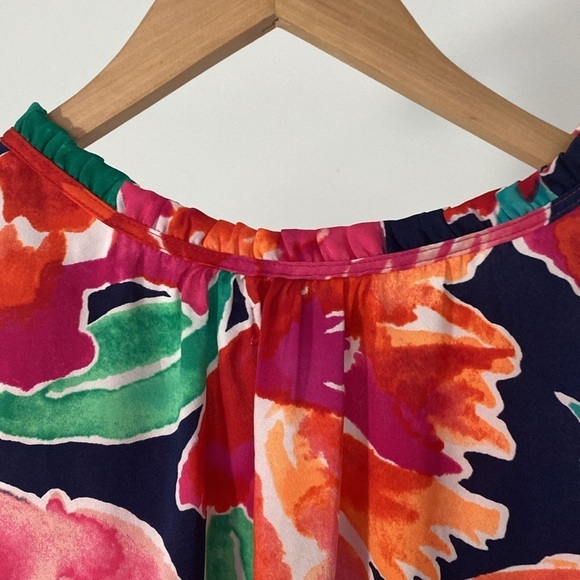 Liz Claiborne Sleeveless Blouse/Tank Size PL - Picture 6 of 8